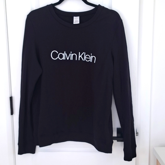 Black crew neck sweater - Picture 1 of 3